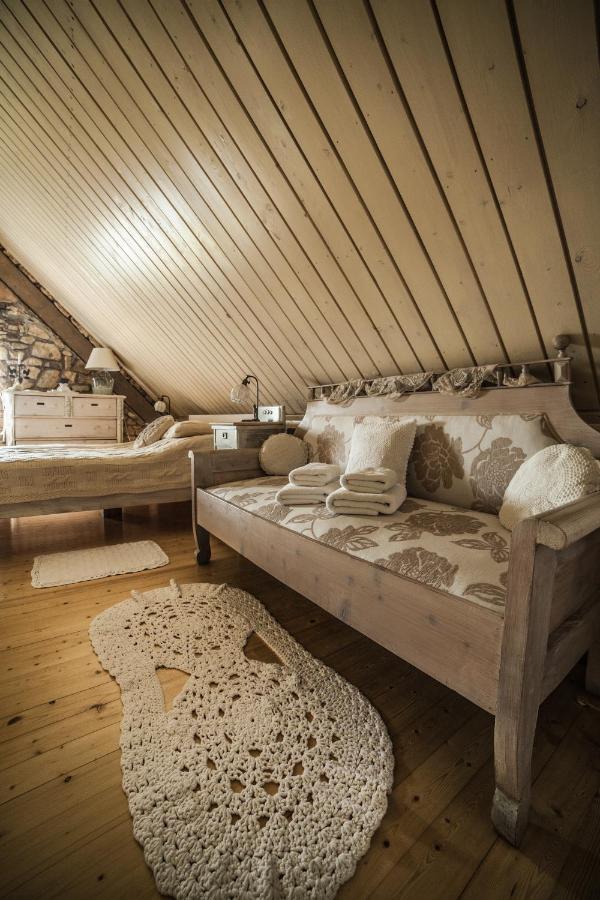 Káli Art Inn Panzió Köveskál Esterno foto